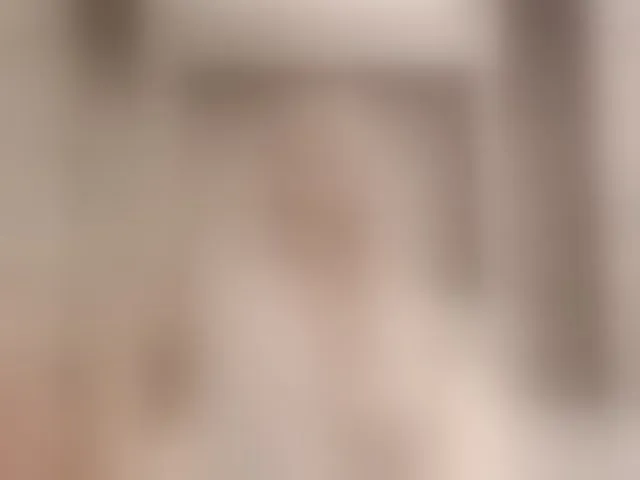 Live sex webcam photo for LizSage #292364212