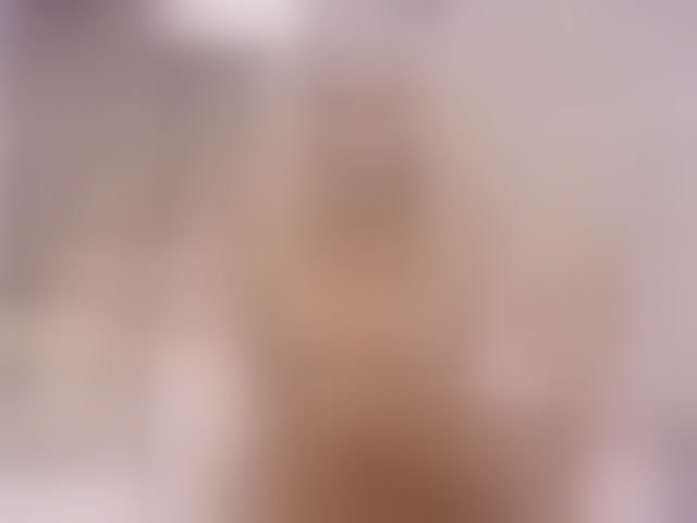 Live sex webcam photo for LizSage #294219821