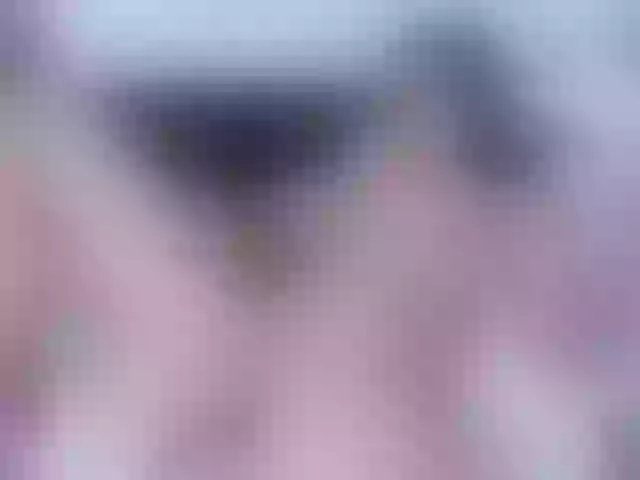 Live sex webcam photo for LizSheibaum #290587785