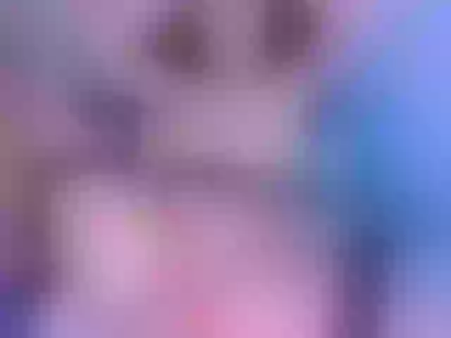 Live sex webcam photo for LizSheibaum #290999396