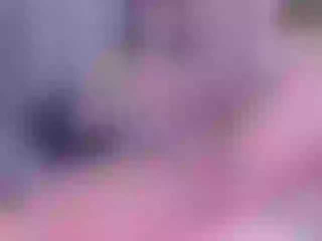 Live sex webcam photo for LizSheibaum #291228356