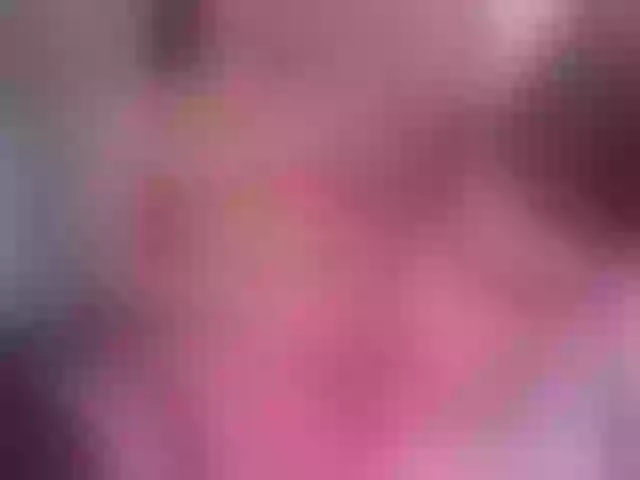 Live sex webcam photo for LizSheibaum #291381176