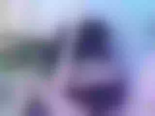 Live sex webcam photo for LizSheibaum #292203470