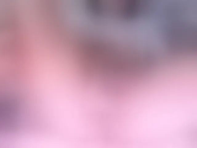 Live sex webcam photo for LizSheibaum #293248766
