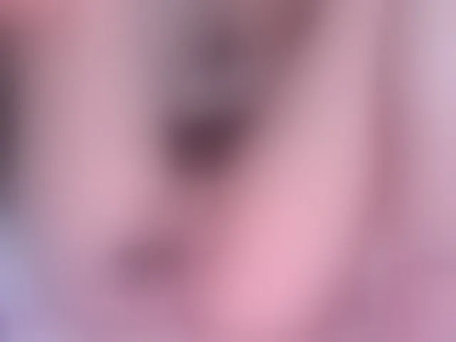 Live sex webcam photo for LizSheibaum #293432182