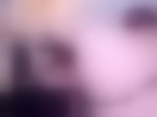 Live sex webcam photo for LizSheibaum #294127147