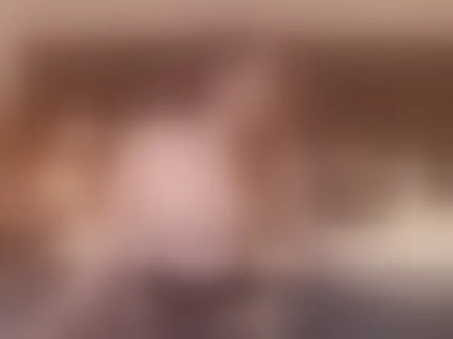 Live sex webcam photo for LizSomerset #275690628