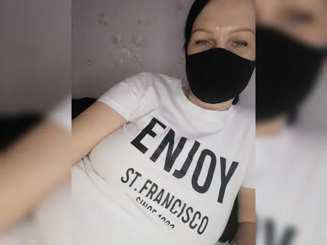 Live sex webcam photo for Liza17Liza #275508785