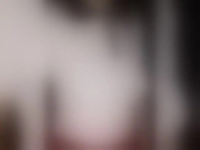 Live sex webcam photo for Liza17Liza #293678017