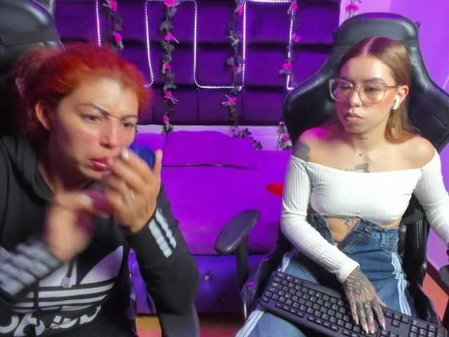 Live sex webcam photo for LizaAndCharlottt #290393999