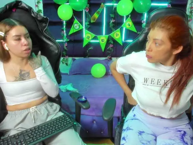 Live sex webcam photo for LizaAndCharlottt #290703217