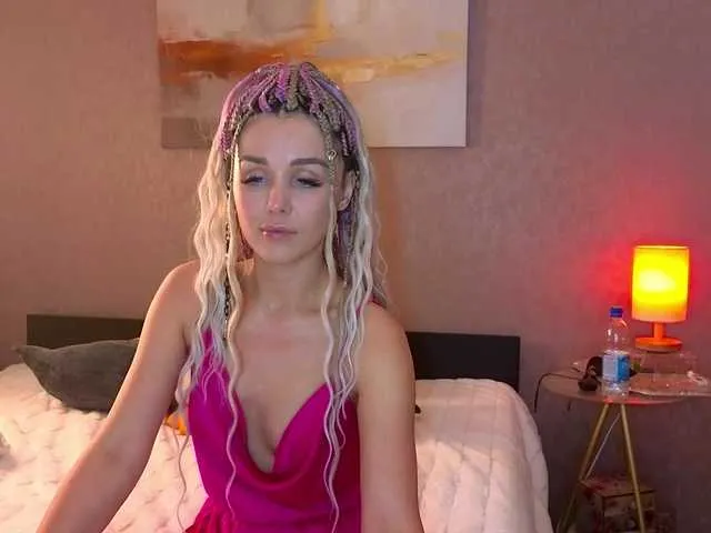 Live sex webcam photo for LizaBest #291213474