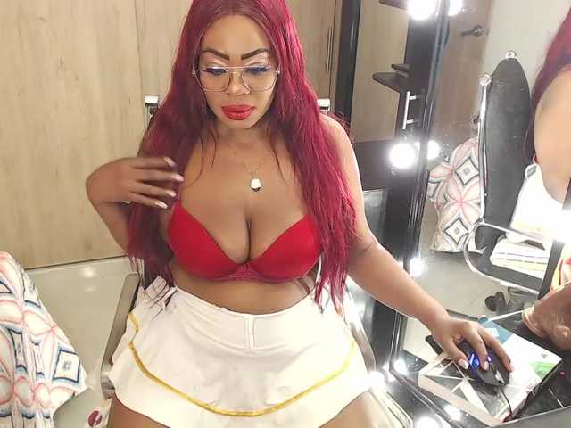 Live sex webcam photo for LizaDouson #274041156