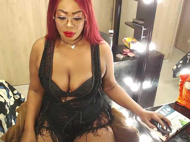 Live sex webcam photo for LizaDouson #274438413