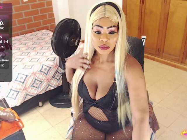 Live sex webcam photo for LizaDouson #278282706