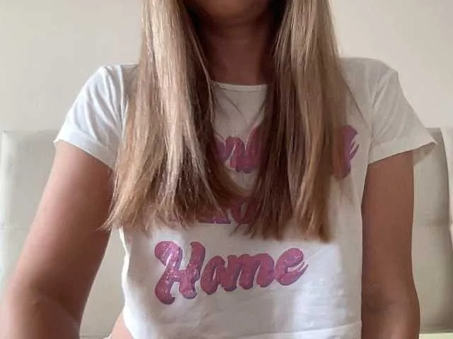 Live sex webcam photo for LizaFlower1 #291822345