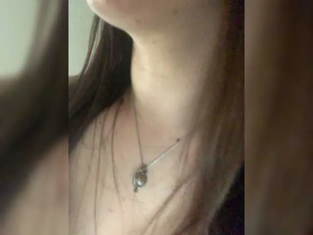 Live sex webcam photo for LizaHot #276080606