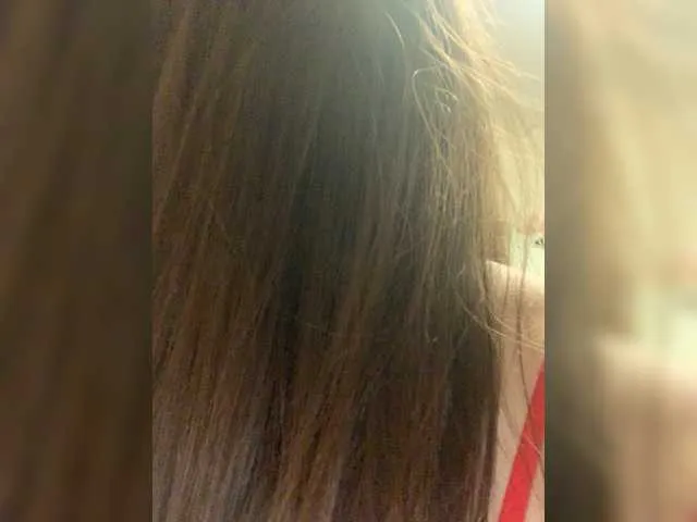 Live sex webcam photo for LizaHot #276148607