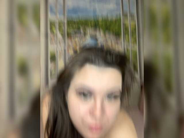 Live sex webcam photo for LizaHot #276678098