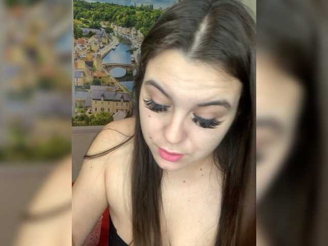 Live sex webcam photo for LizaHot #276771582