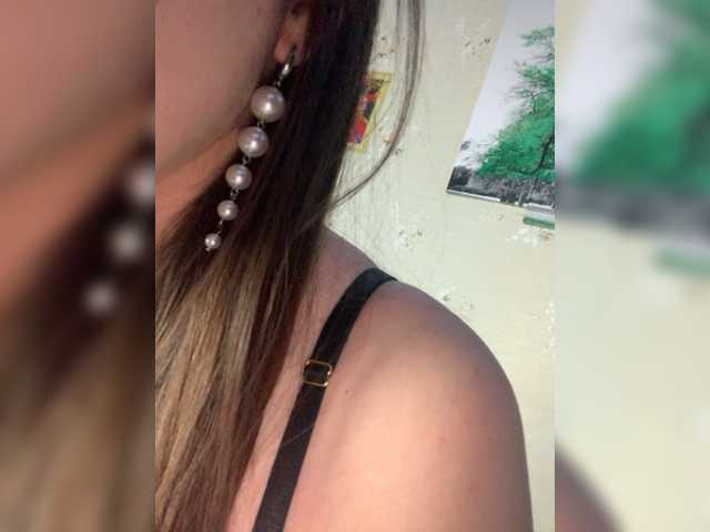 Live sex webcam photo for LizaHot #277281441