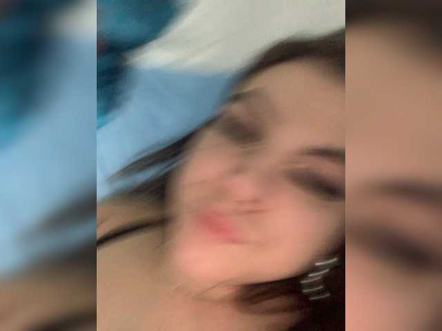 Live sex webcam photo for LizaHot #277308181