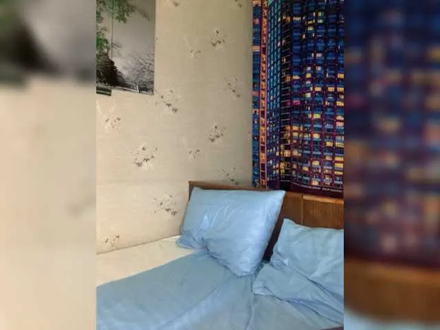 Live sex webcam photo for LizaHot #277328229