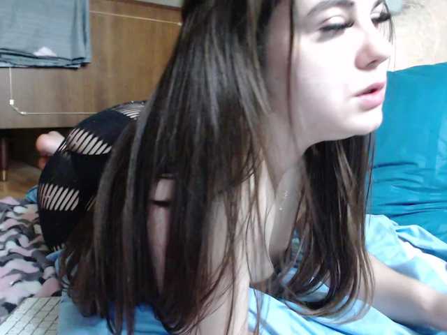 Live sex webcam photo for LizaHot #277774117