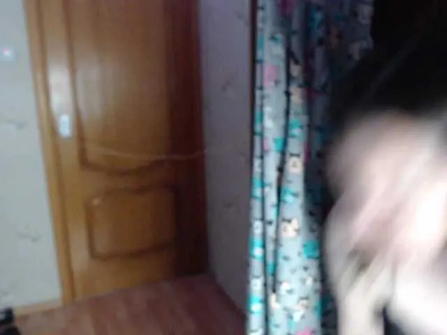 Live sex webcam photo for LizaHot #278277923