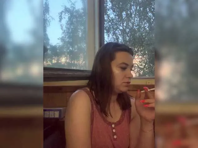Live sex webcam photo for LizaHot #289328038