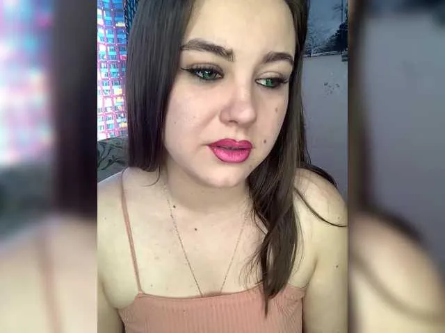 Live sex webcam photo for LizaHot #290322587