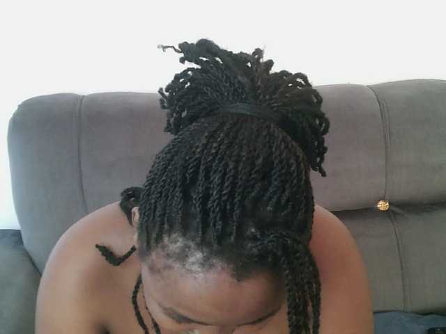 Live sex webcam photo for Lizcutie1 #292100358