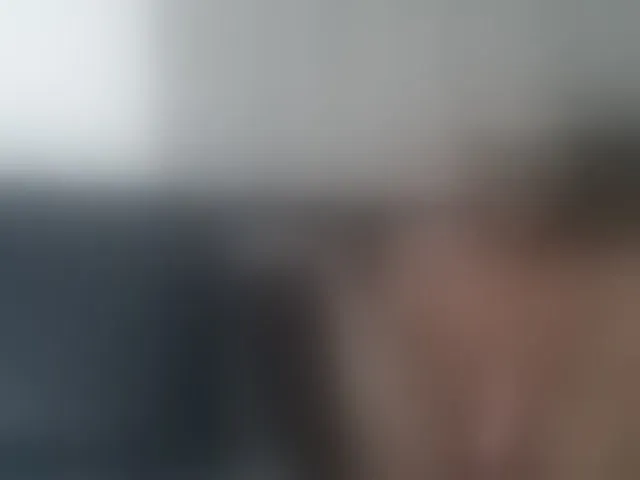 Live sex webcam photo for Lizcutie1 #293854590