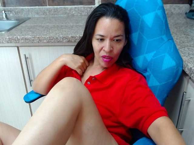 Live sex webcam photo for LizethBels #278394415