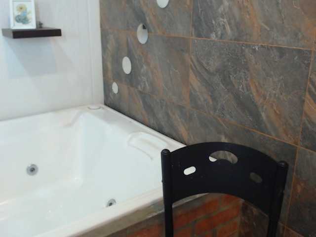 Live sex webcam photo for LizethBels #287845437