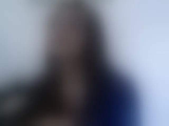 Live sex webcam photo for Lizhot2305 #293915610