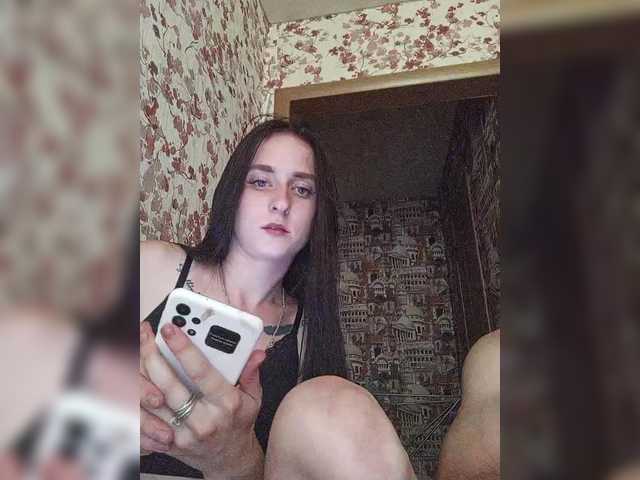 Live sex webcam photo for Liznisosky69 #280305202