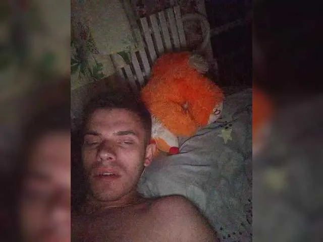 Live sex webcam photo for Liznisosky69 #288158072