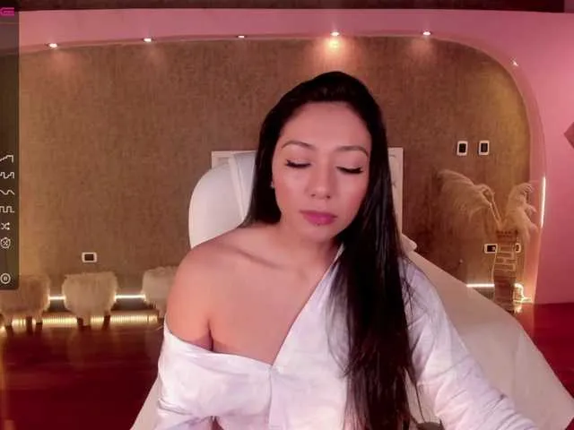 Live sex webcam photo for LizzHamilton #274421494
