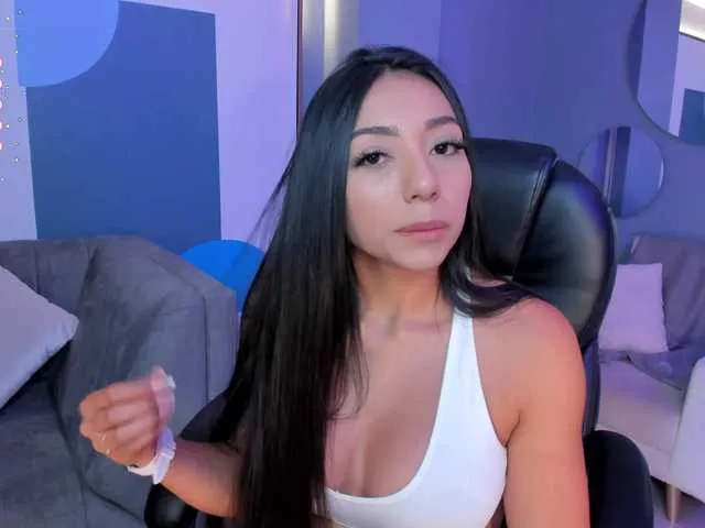 Live sex webcam photo for LizzHamilton #276188230