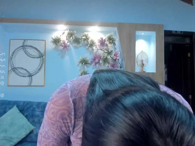 Live sex webcam photo for LizzHamilton #276519013