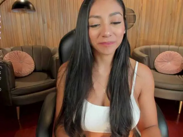 Live sex webcam photo for LizzHamilton #277391794