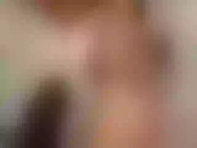 Live sex webcam photo for LizzHamilton #277647855