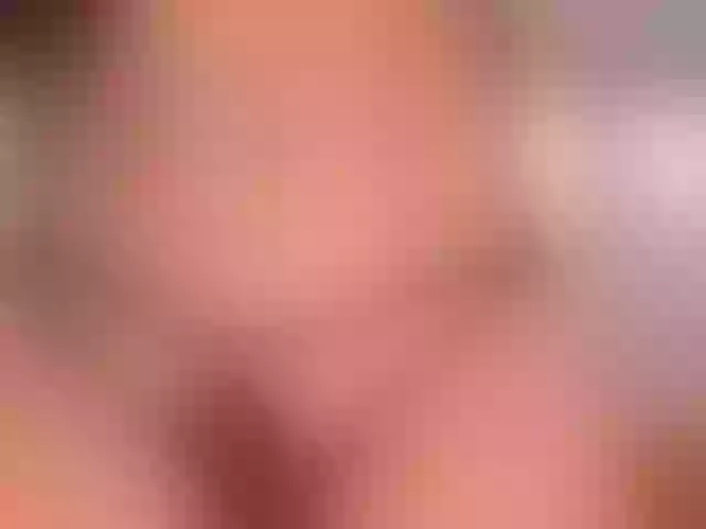 Live sex webcam photo for LizzHamilton #277884757
