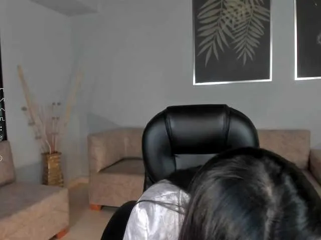 Live sex webcam photo for LizzHamilton #282233842