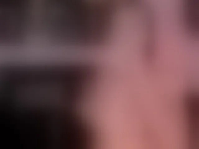 Live sex webcam photo for LizzHamilton #293211315