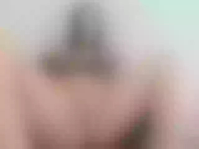 Live sex webcam photo for lizzarobert #271864603
