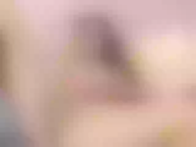 Live sex webcam photo for lizzarobert #271935044