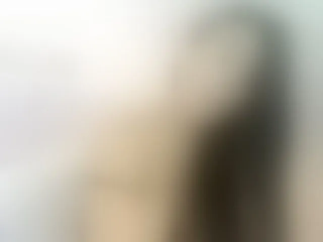 Live sex webcam photo for lizzarobert #273777292