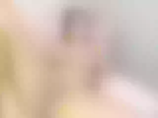 Live sex webcam photo for lizzarobert #273933486
